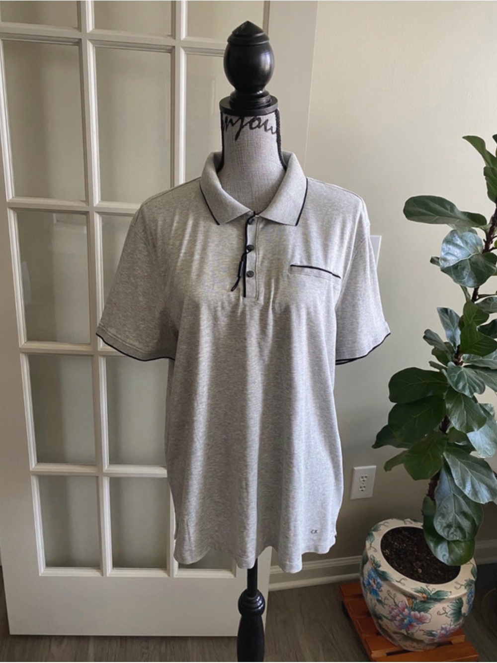 BN Calvin Klein liquid touch grey collared shirt size XL